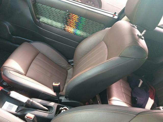 Astra hatch personalizado - Foto 7