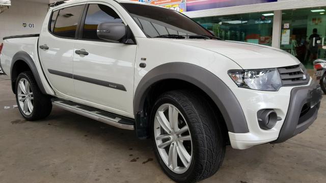 PickUp L200 Triton 2018 4x4 Diesel Aut completa de tudo - Foto 2