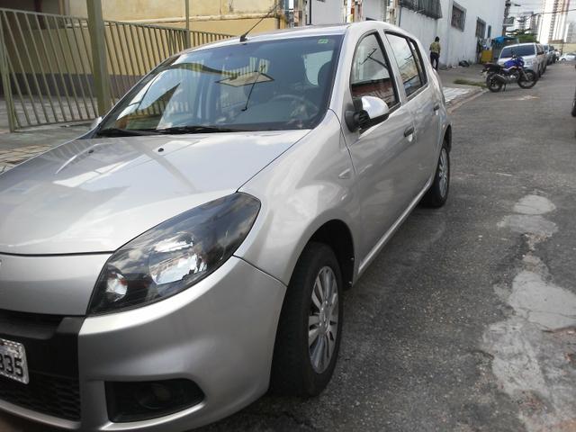 SANDERO.14.14.completão