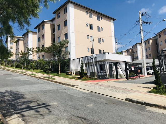 Apartamento 2 Quartos com Varanda