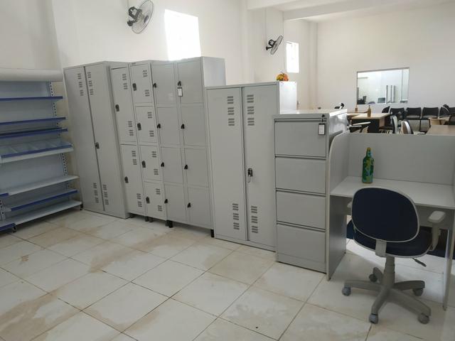 Mesas, armários, cadeiras e estantes - Foto 4