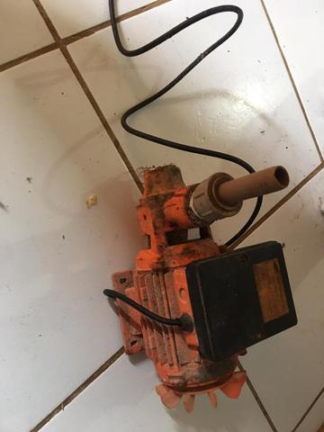 Bomba d?água