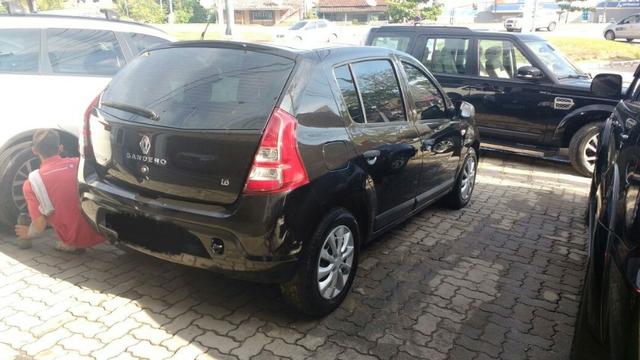 Renault - Sandero Expression 1.6 2013 - Foto 2