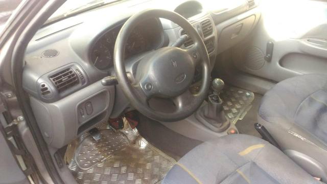 Clio - Foto 7