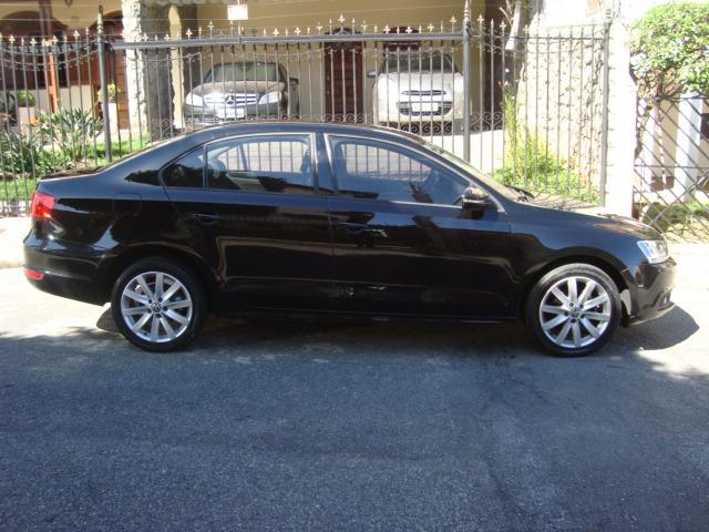 Volkswagen Jetta 2.0 Comfortline 120cv Flex 4p Manual - Foto 4