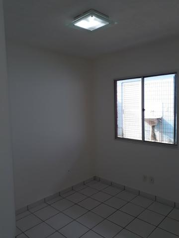 Aluga casa com 03 quartos no Bairro Novo - Foto 11