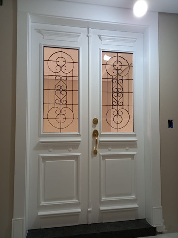 Quer comprar portas clássicas direto de fábrica?