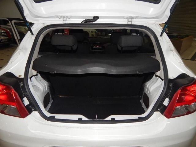Chevrolet Onix 1.0 Mpfi Joy 8v Flex 4p Completo Impecável - Foto 17