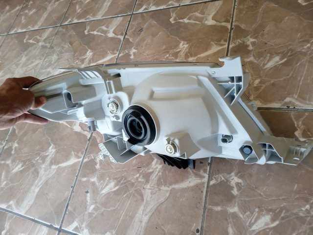 Farol esquerdo Toyota Hilux Srv 2006 / 2011 - Foto 5