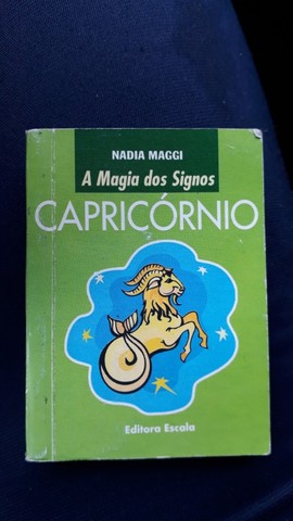 Livro Mini A Magia Dos Signos - Capricórnio