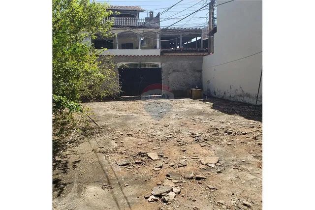 Terreno para alugar em Campo Grande de 320.00m² com 3 Garagens