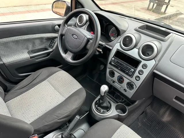 Fiesta 1.6 8v Sedan