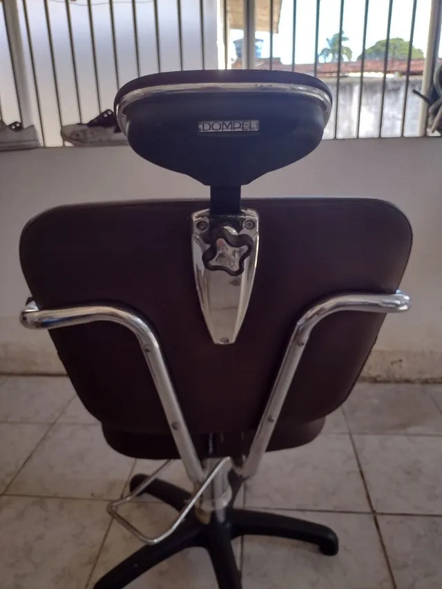 Cadeira De Barbeiro Usada Em Curitiba