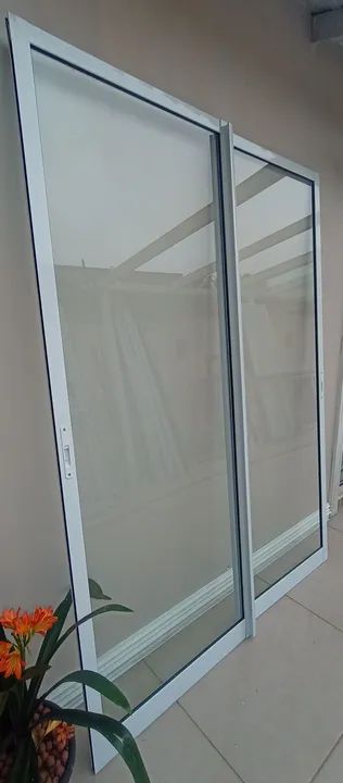Porta Janela de Correr em Alumínio com Vidro/1,68×2,30  - Foto 6