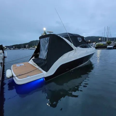 Lancha Phantom 300 diesel impecável