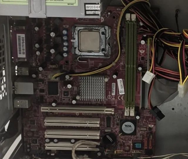 Gabinete PC - Foto 2