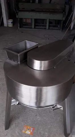 MÁQUINA DEPENADEIRA DE FRANGO INOX