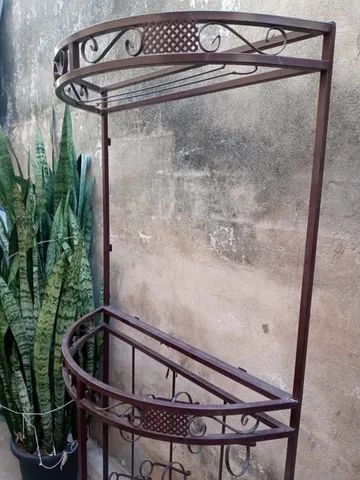 Barzinho, Bar de ferro