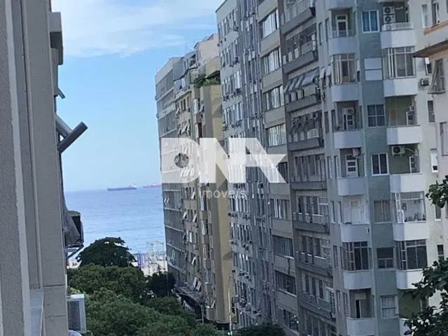 Apartamento - / Residencial / Copacabana