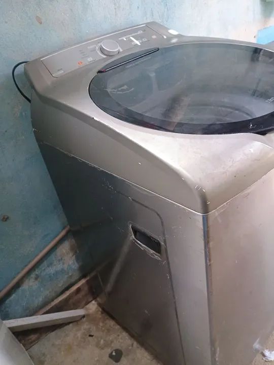 Máquina de Lavar Roupa 