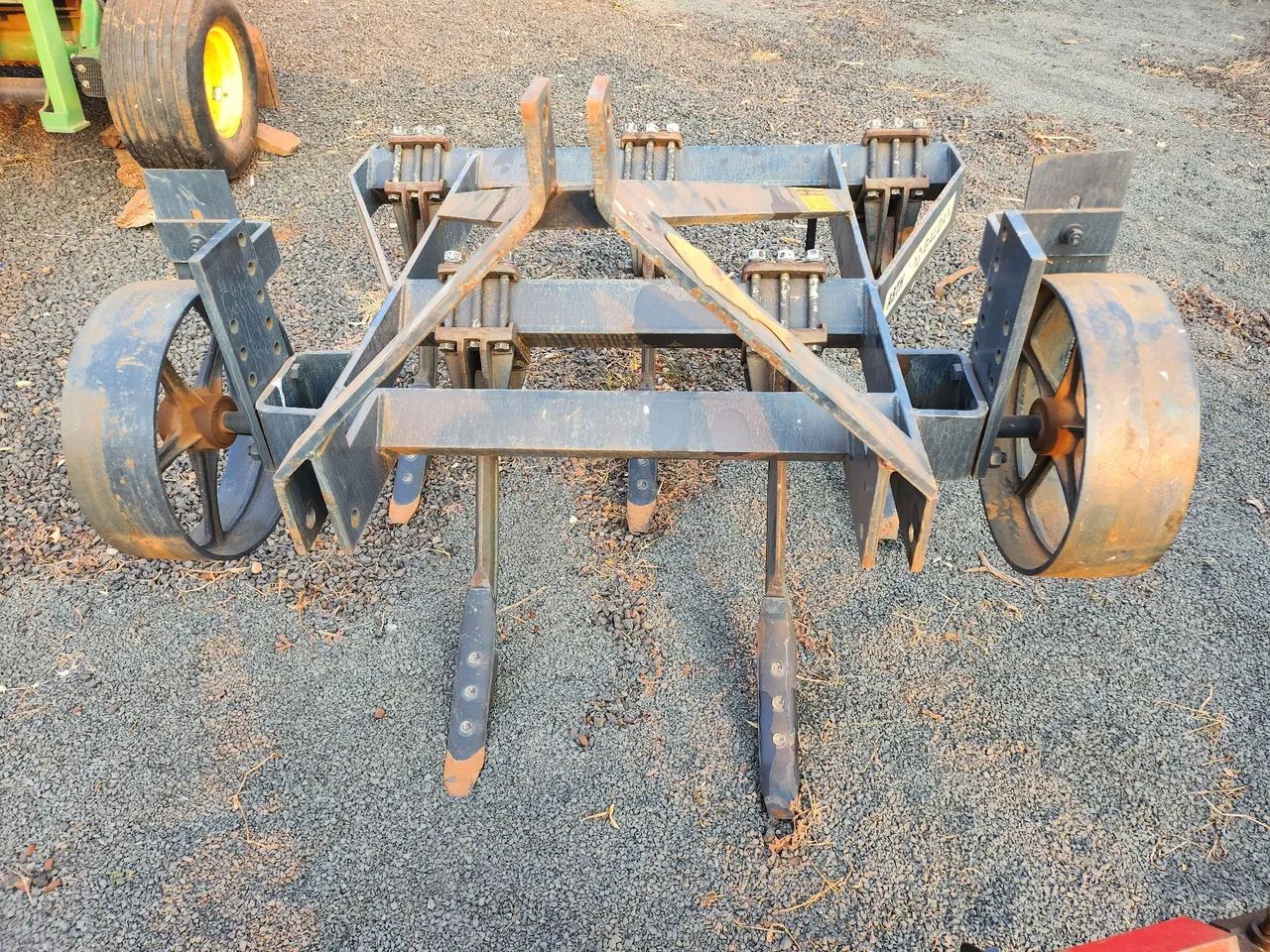 Arado Subsolador 5 hastes BALDAN - Foto 3