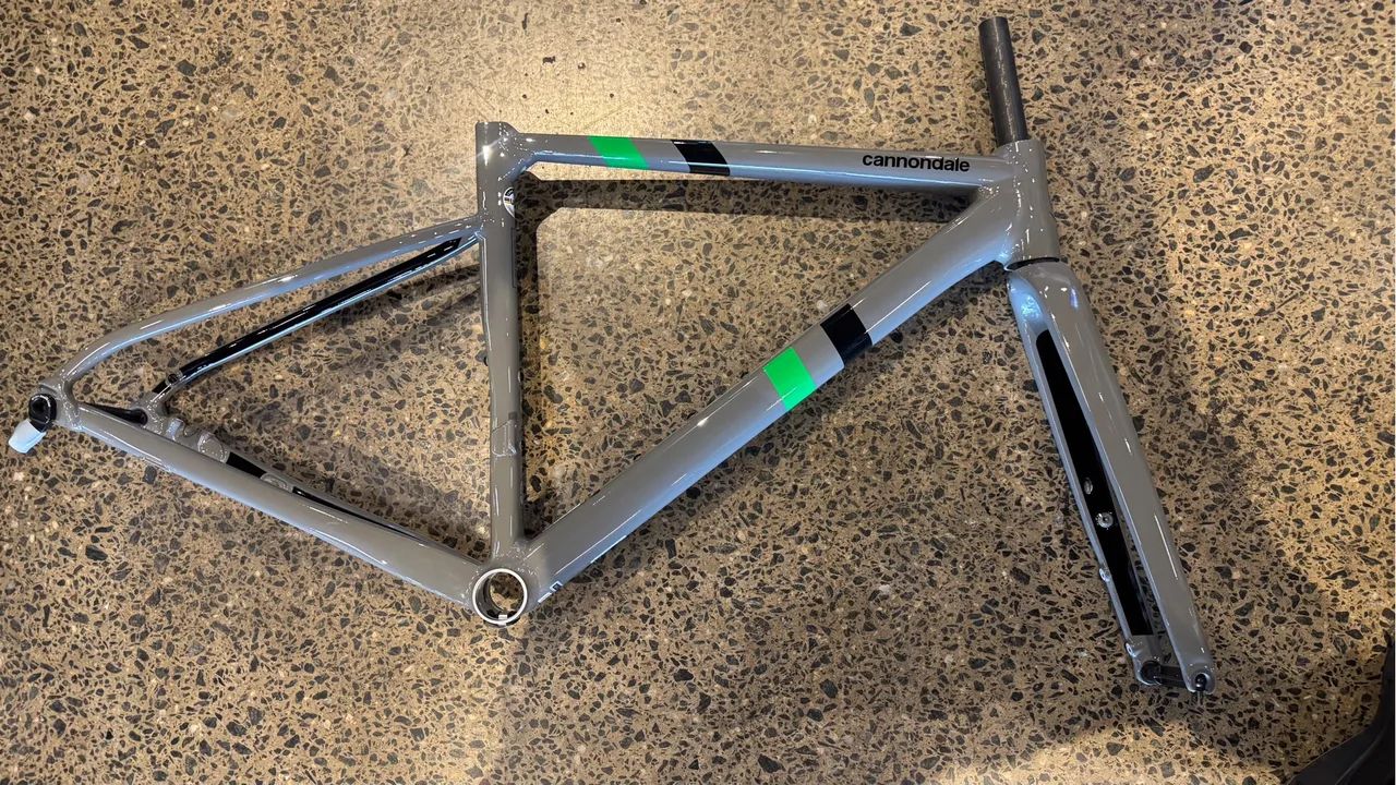 QUADRO CANNONDALE CAAD 13 DISC TAMANHO 48 ZERO  - Foto 2