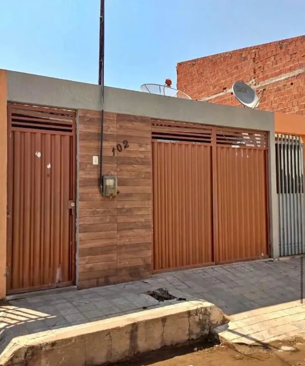 - Casa na Vila Luizão