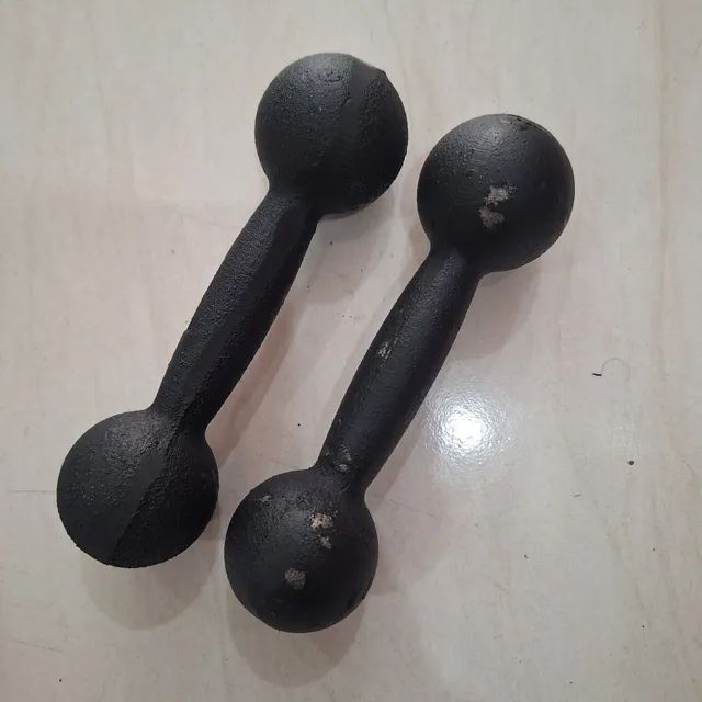 Par de Pesinho Fisioterapia 1KG Ferro por R$ 18,00 | Distruidora Atacarejo