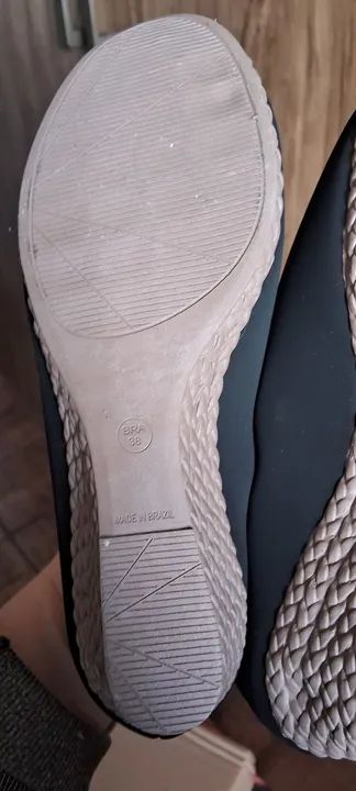 Sapato social camurça confortável novo preto n 38 + carteira  - Foto 4