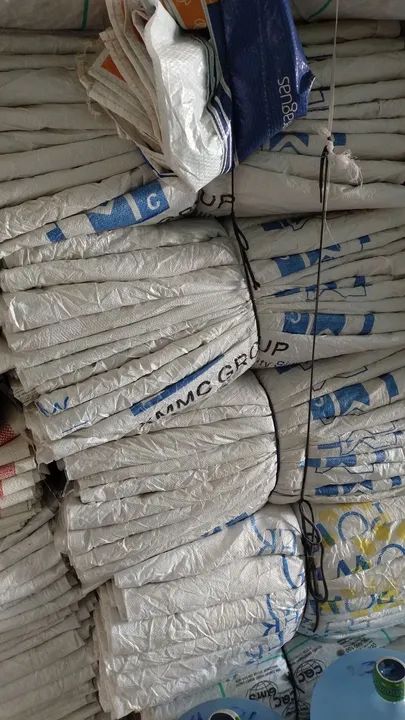 Vendo sacos de ráfia Usados vários tamanhos e ótimos preços. - Foto 4