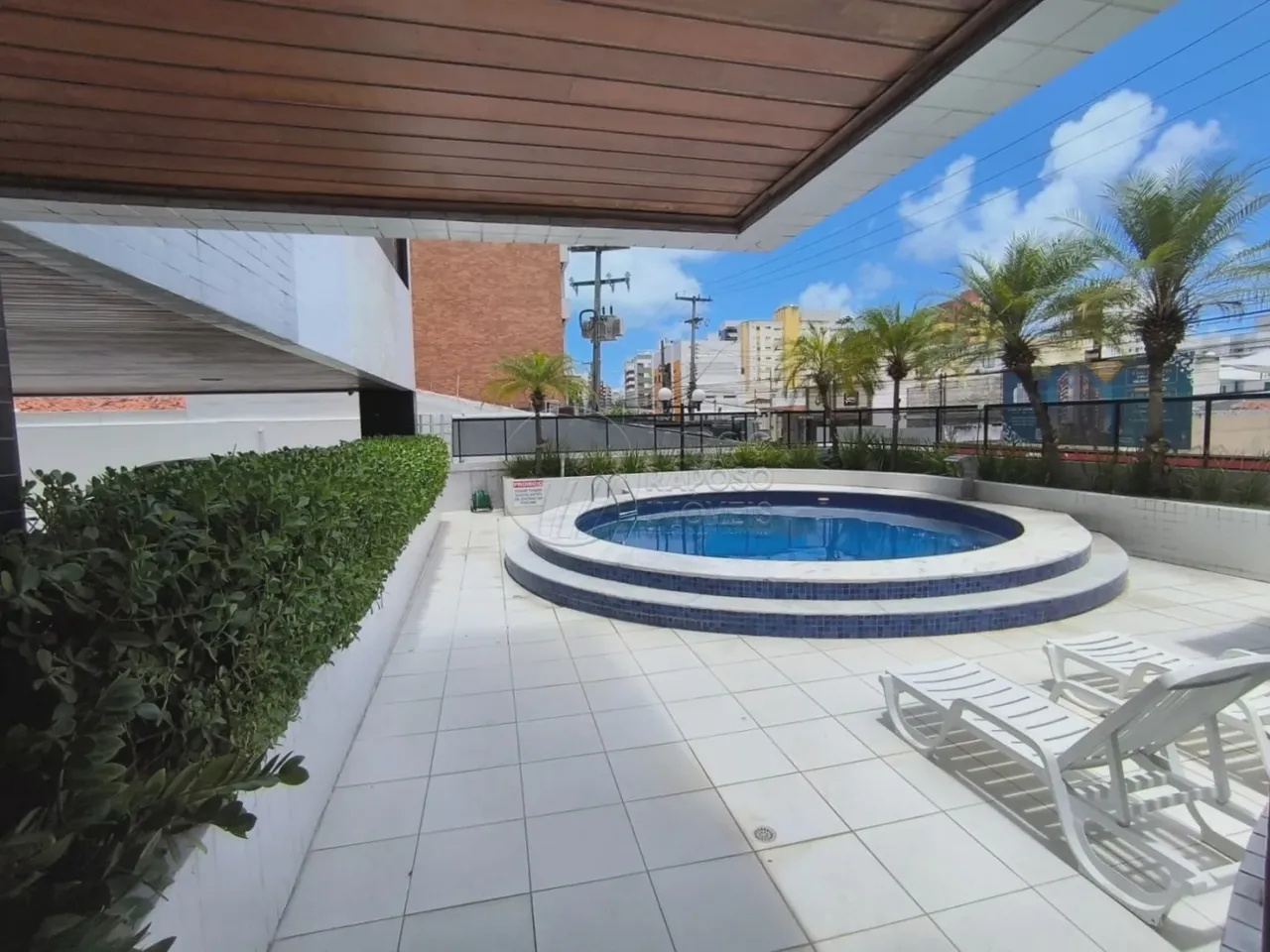 Imóvel para venda com 67 metros quadrados com 2 quartos em Ponta Verde - Maceió - AL