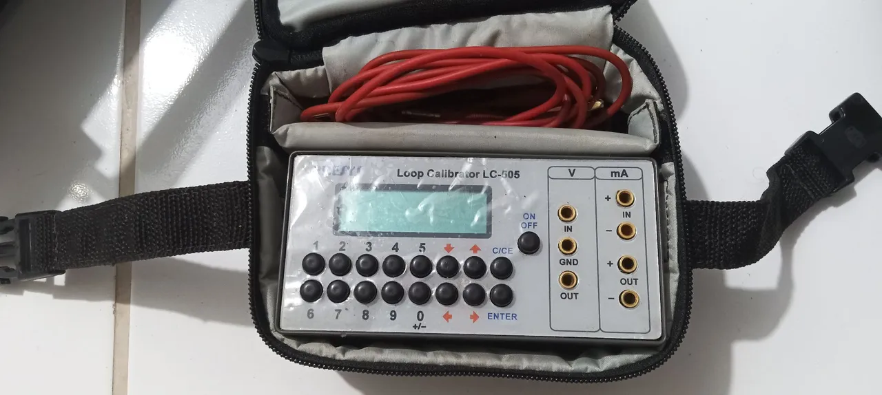 Loop Calibrator LC-505 + Programador de campo Foxboro com defeito.