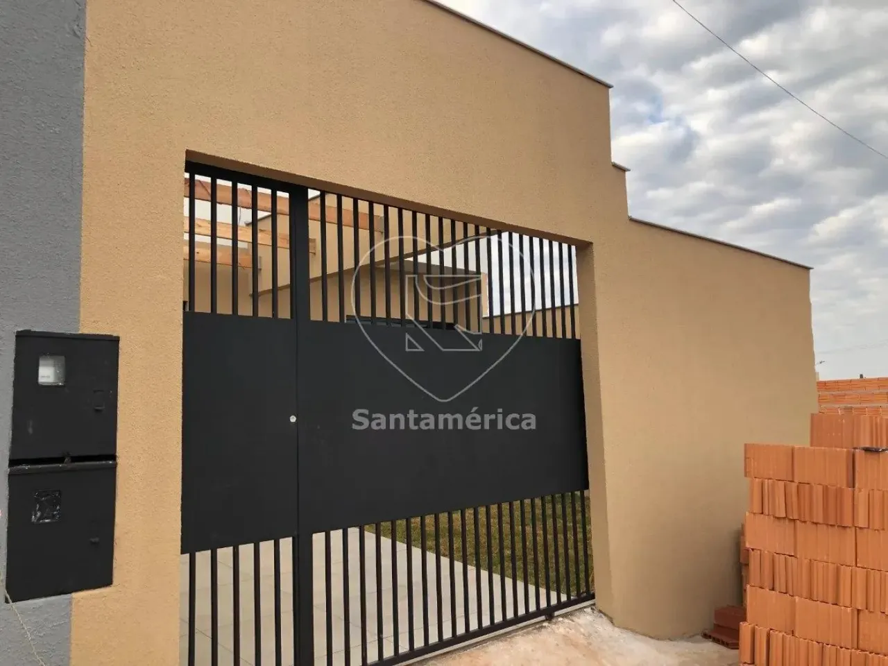 Casa à venda no Jardim Columbia com 3 dormitórios sendo 1 suíte