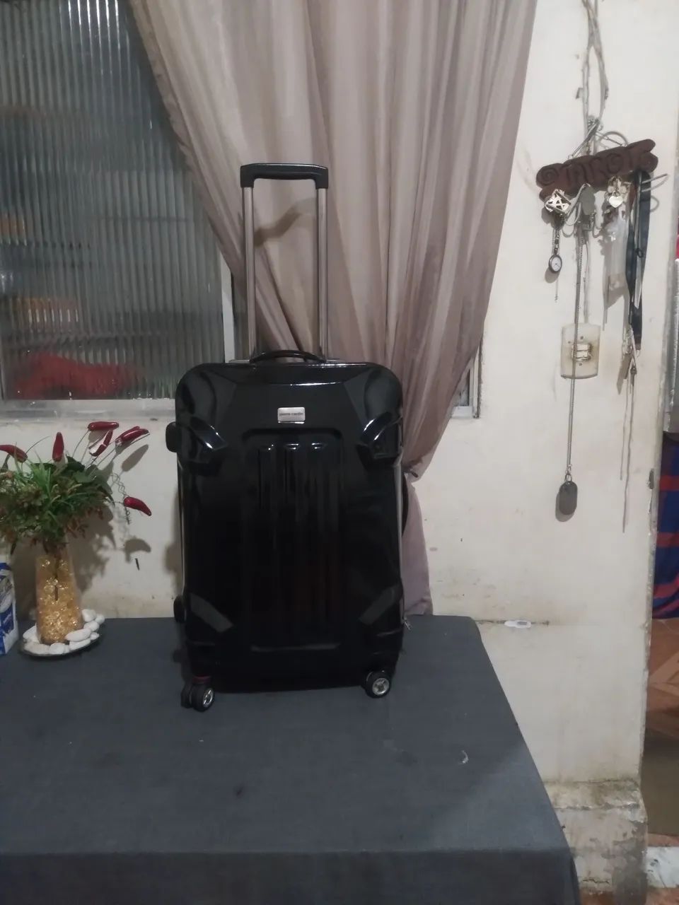 Vendo uma mala de material rígido de 15kg - Foto 2