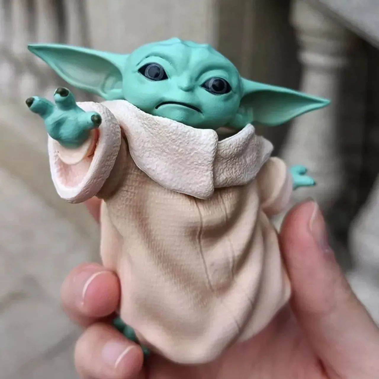Boneco Baby Yoda - The Mandalorian - Foto 2