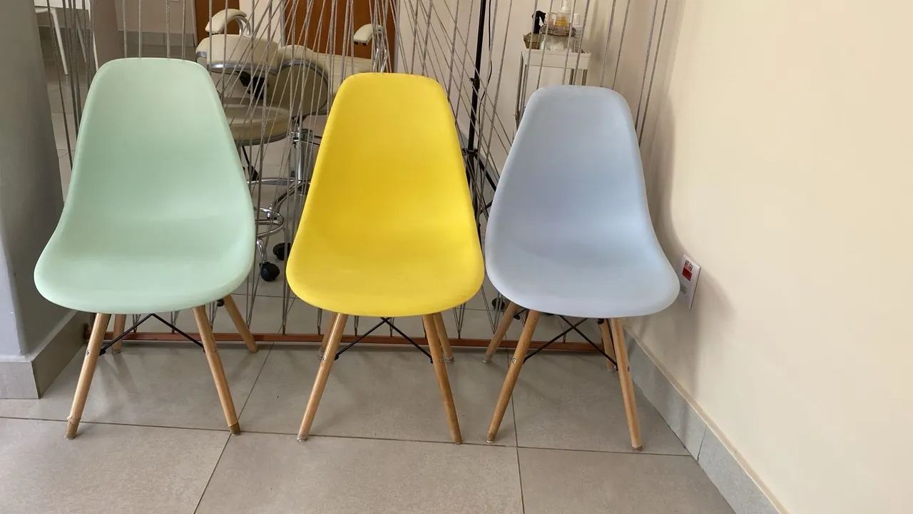 Chairs64374971157506120