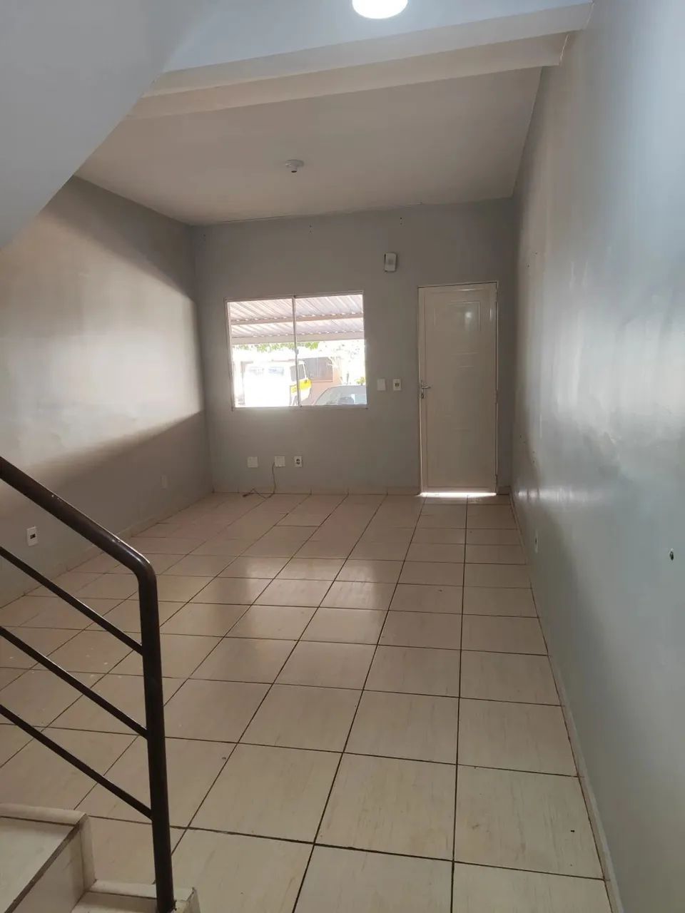 Casa sobrado para venda no Condomínio Serra da Canastra com 100m² e 1 vaga - Foto 2
