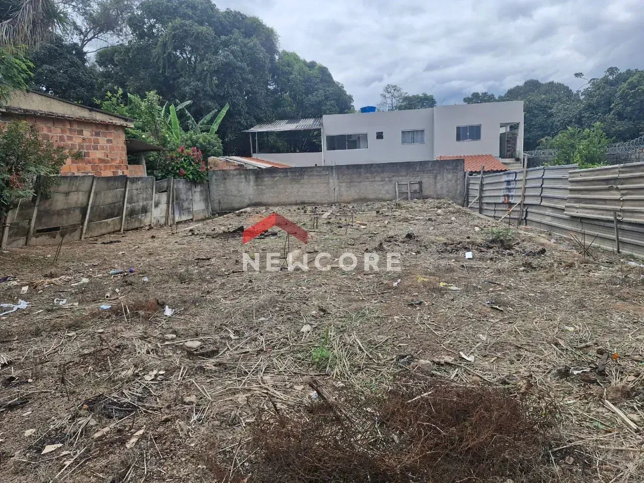 Lote em Avenida Diamante - Quintas do Jacuba - Contagem/MG