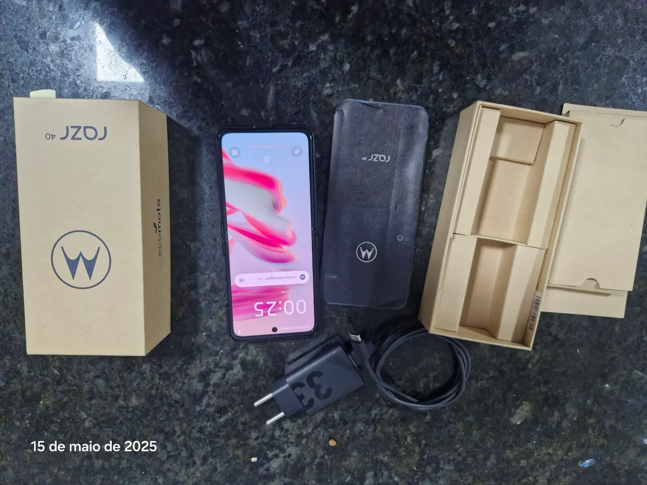 Celular Motorola RAZR 40 256 GB
