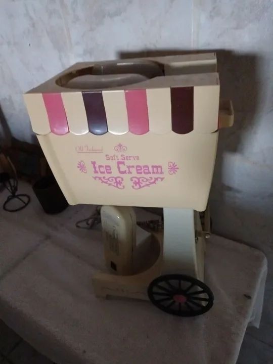 Máquina de Sorvete Vintage - Decoração para sua Casa