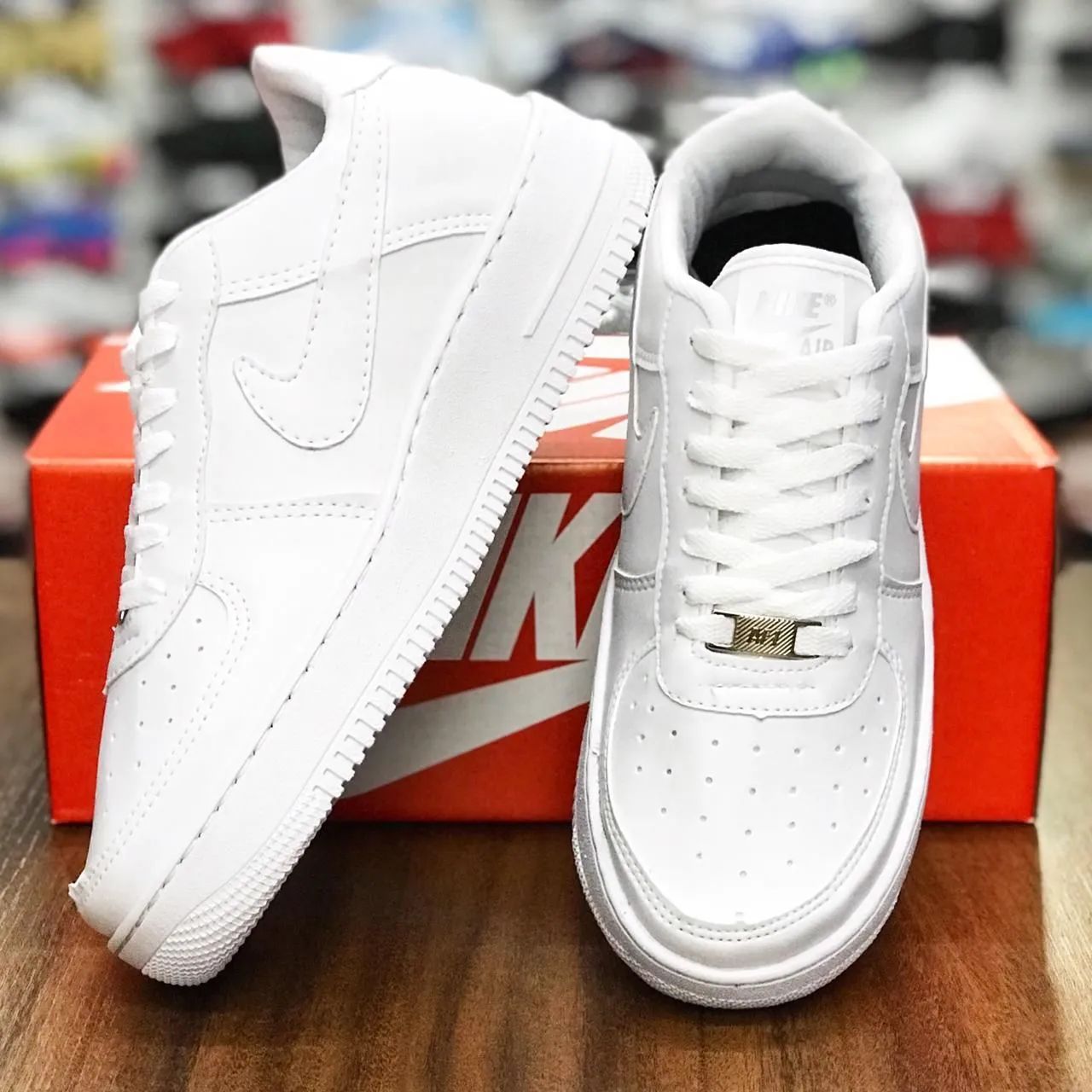 Tênis Nike Air Force 1 Preto - Foto 4