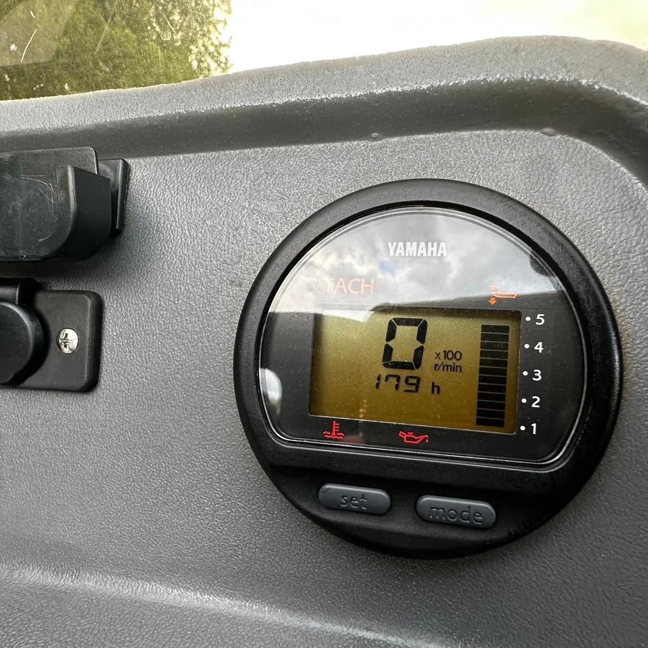 Lancha Levefort Marfin 5.5 CLX  60HP YAMAHA   4 TEMPO - Foto 5