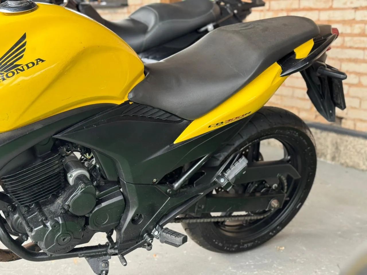Honda CB 300R 291 cc  - Foto 4