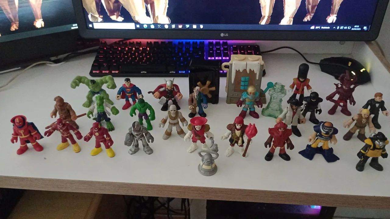boneco diversos imaginext