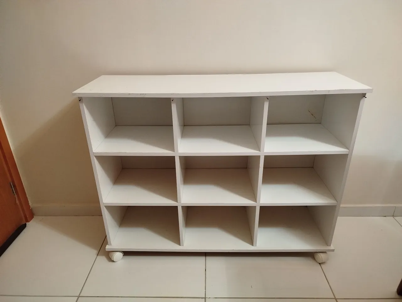 Organizador de sapatos/objetos branco com 9 nichos