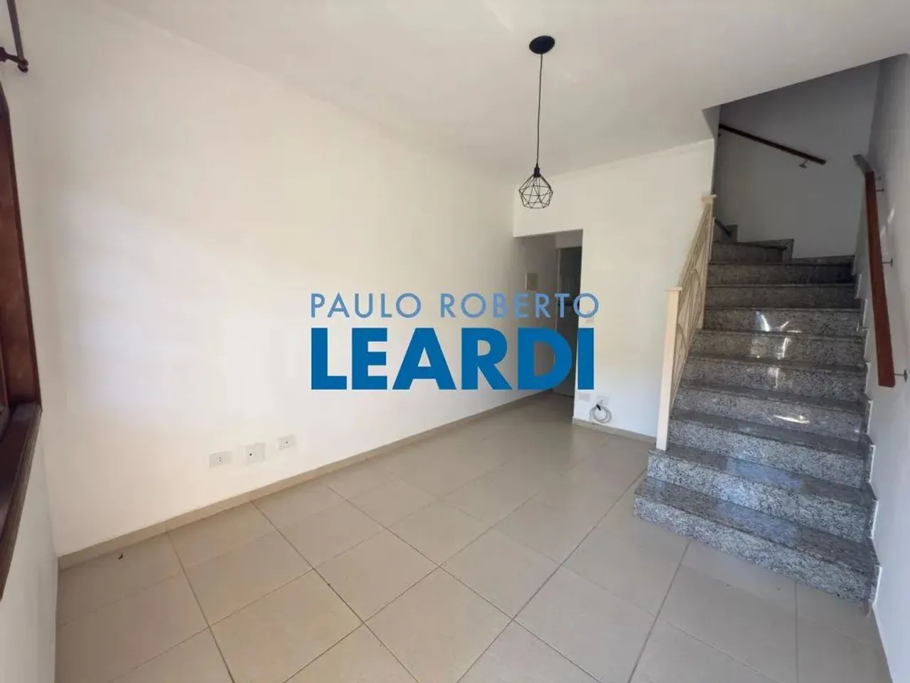 CASA EM CONDOMÍNIO - CENTRO - SP