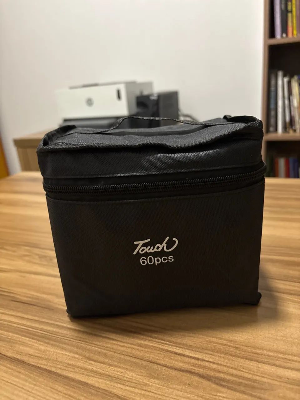 Estojo de Canetas Touch 60 cores