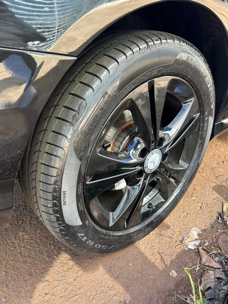 Pneu Pirelli Powergy 225/50 R17 vendo ou troco em 225/45/17
