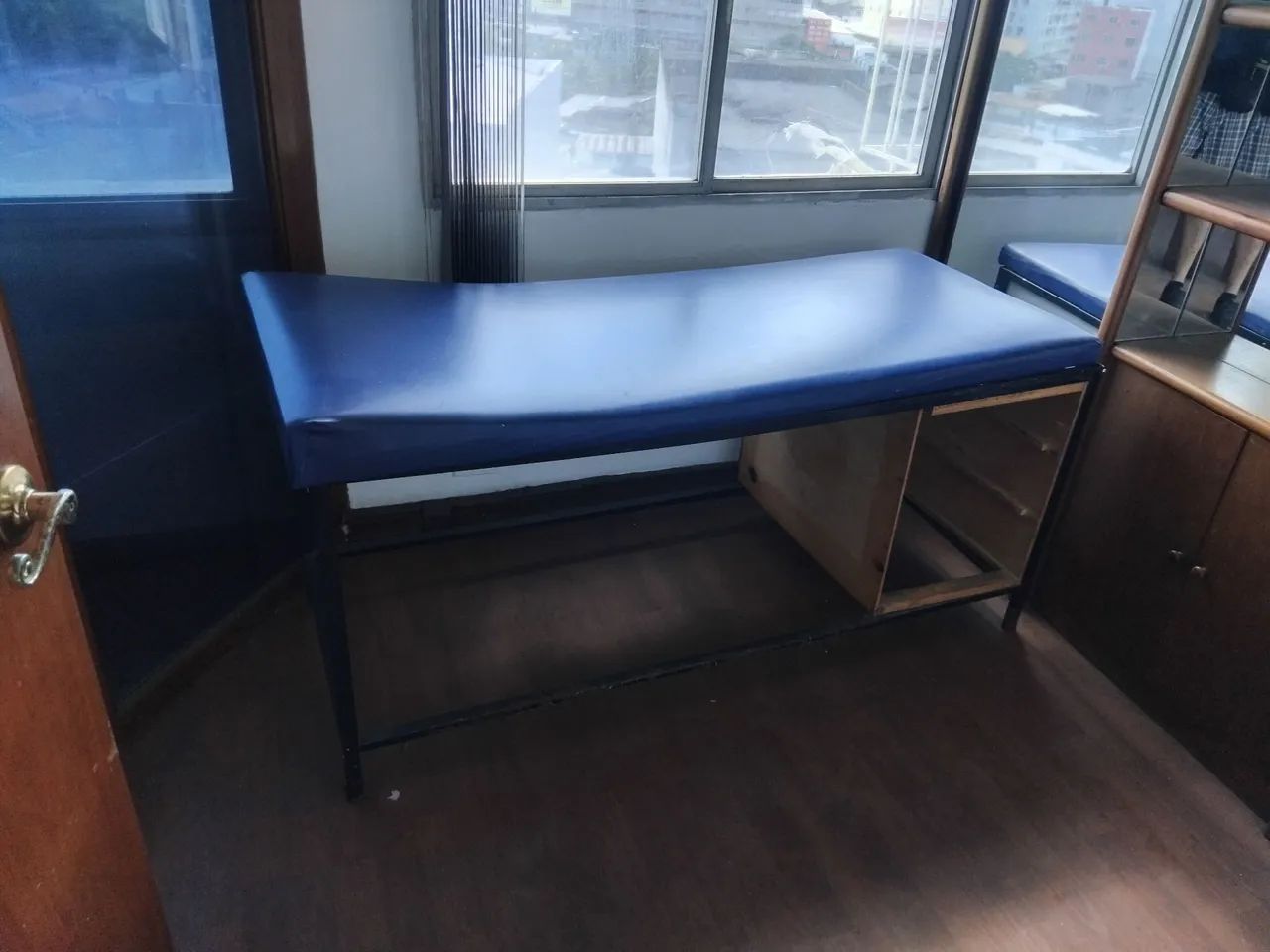 Cama para estética e procedimentos. 