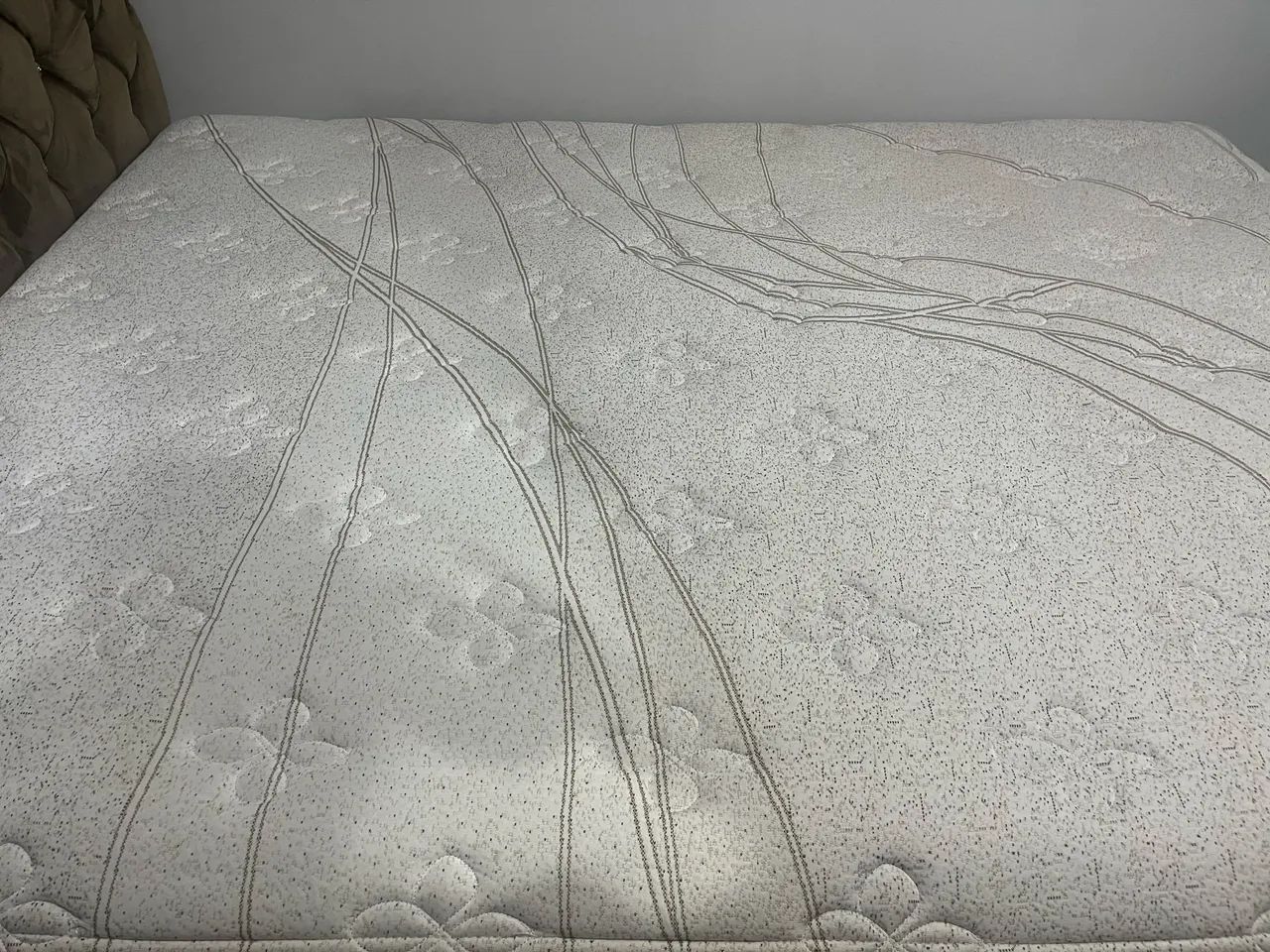 Vende-se cama Cama Box King Herval Elegant 193x203x73cm Molas Ensacadas - Foto 4